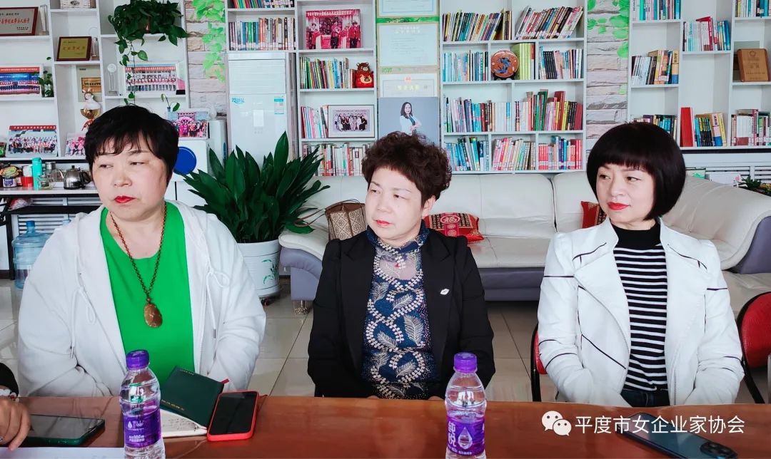 青岛手牵手家政服务有限公司_青岛牵手婚庆_青岛手牵手家政电话