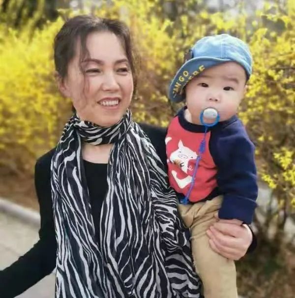 青岛手牵手家政电话_青岛手牵手家政服务有限公司_青岛牵牵手招聘