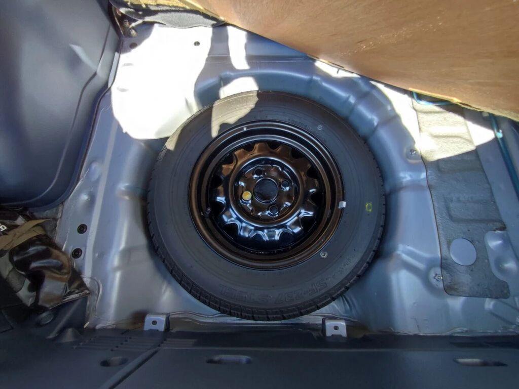 马自达二手车3230多少钱_马自达323二手车_马自达二手车多少钱