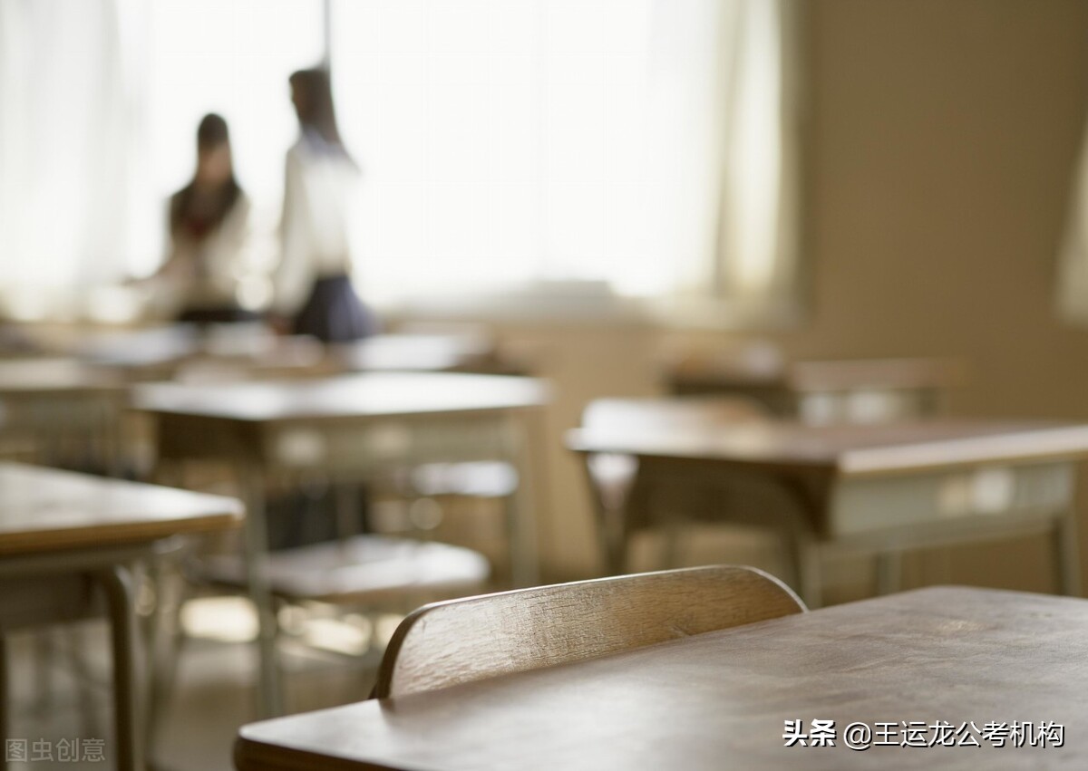 月薪3500元招博士，哈尔滨一公司招聘信息惹争议！评论区里吵翻了