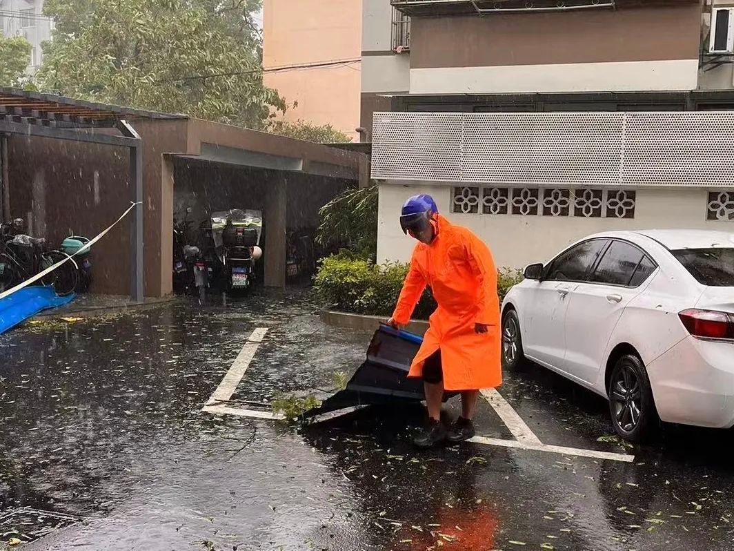 _台风暴雨防范应急措施_台风暴雨应对措施