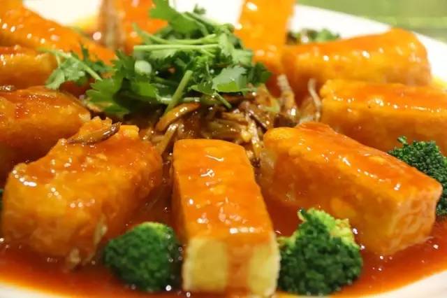 装修私房菜小餐馆图片_小型私房菜馆装修效果图_小型私房菜馆装修效果