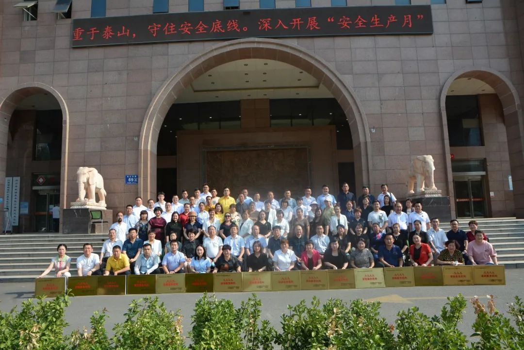 郑州家政公司排名前十名_郑州家政公司电话_郑州家政公司都哪些