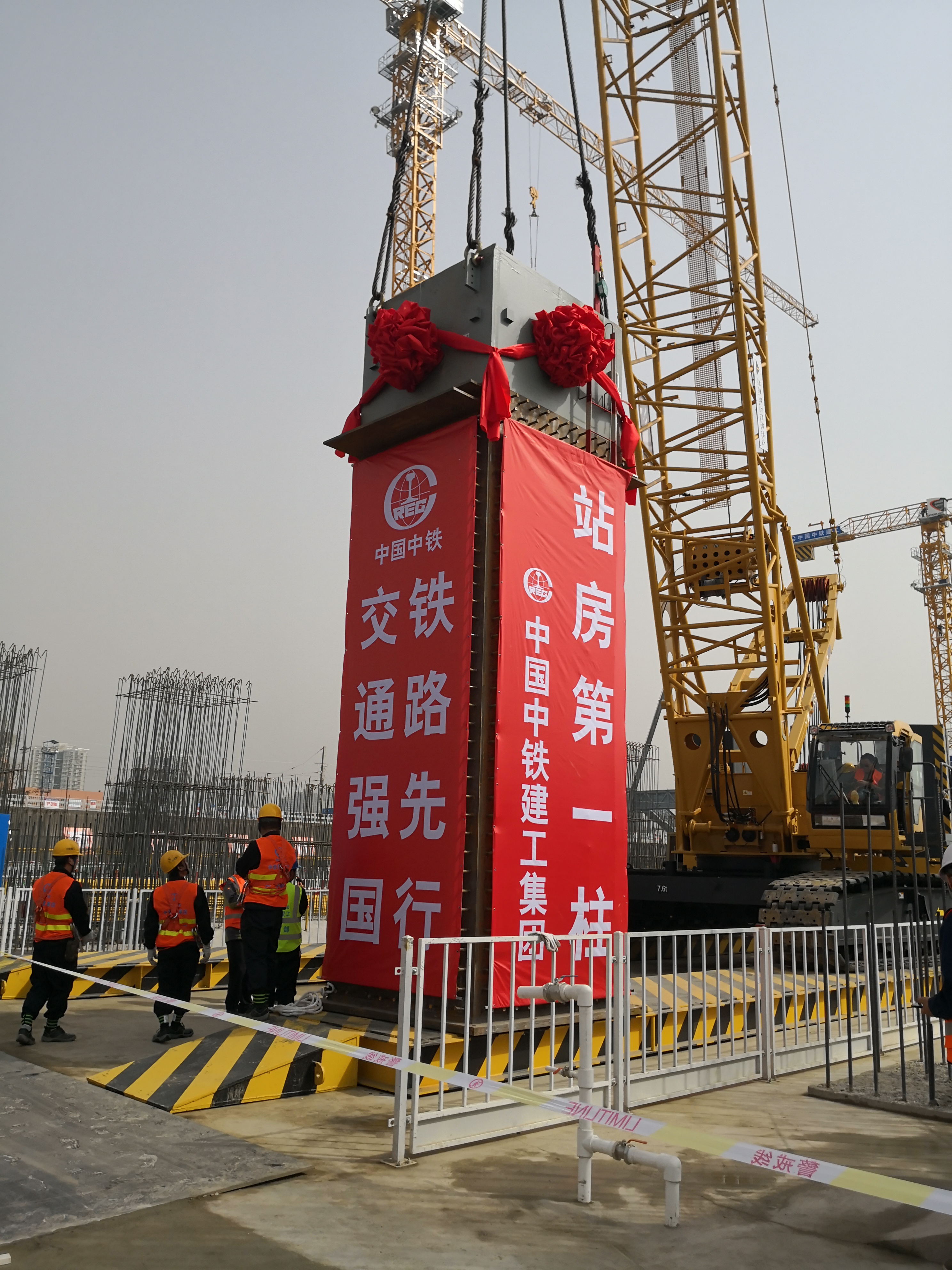钢连廊滑动支座大样_钢结构连廊滑动支座_钢结构滑动支座国家图集