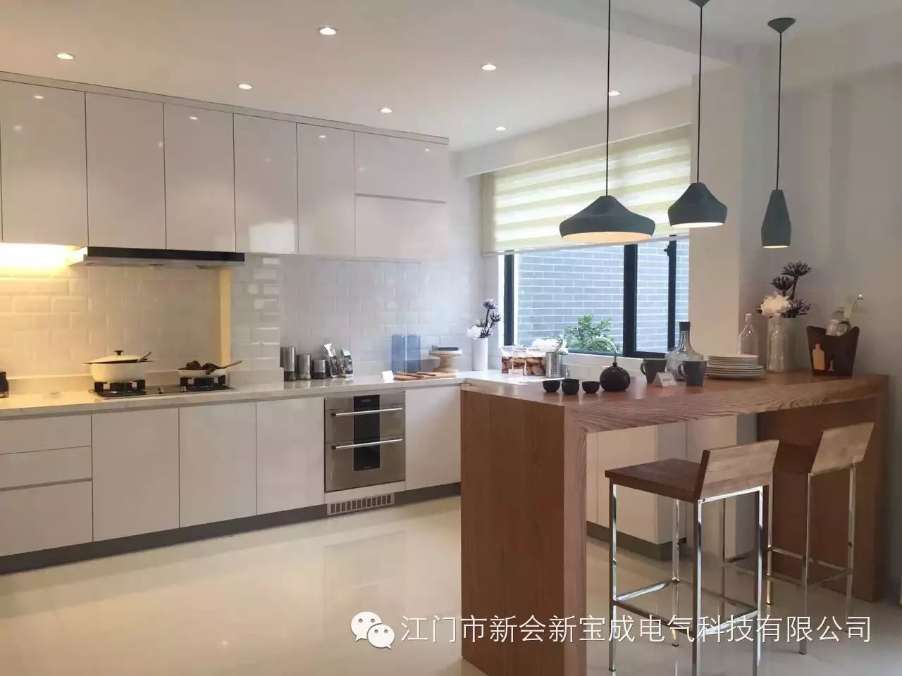 后现代风格装修材料_现代风格室内装修材料_现代风格装饰材料