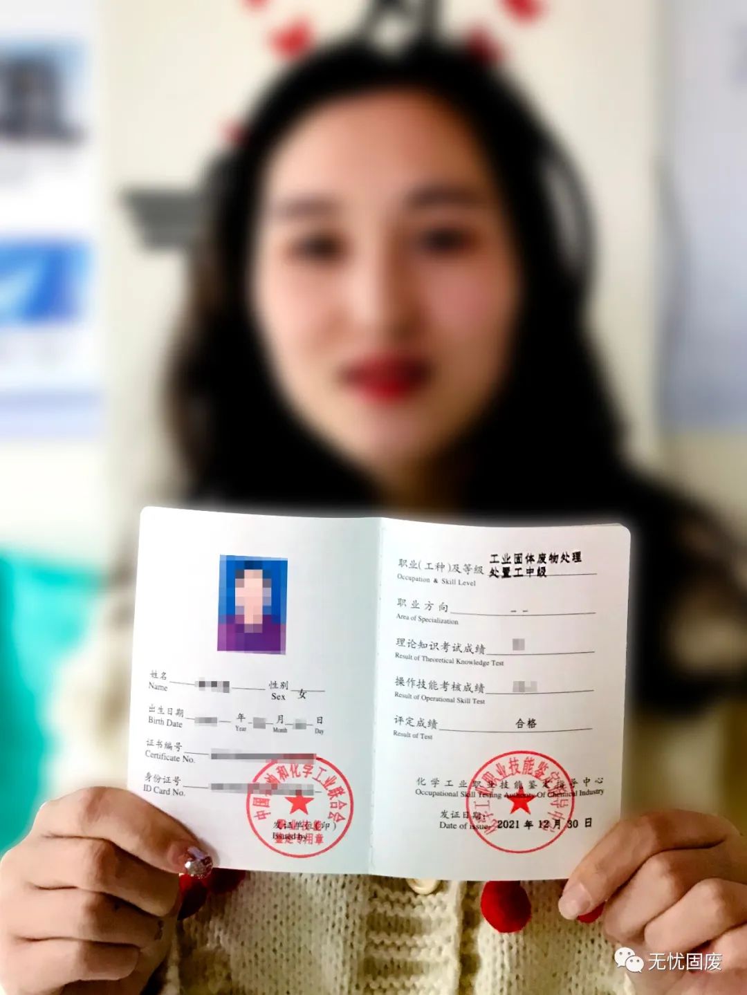 熔铝锭废铝可回收吗_1吨废铝可熔多少铝锭_熔铝锭废铝可以回收吗