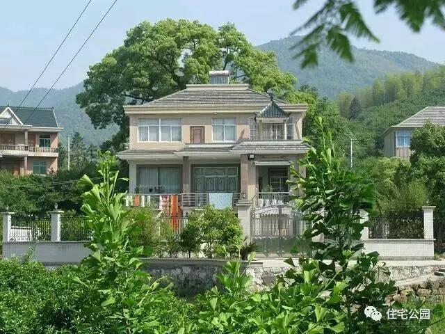 轻钢结构建筑_轻钢建筑结构檩条防火要求_轻钢建筑结构规范