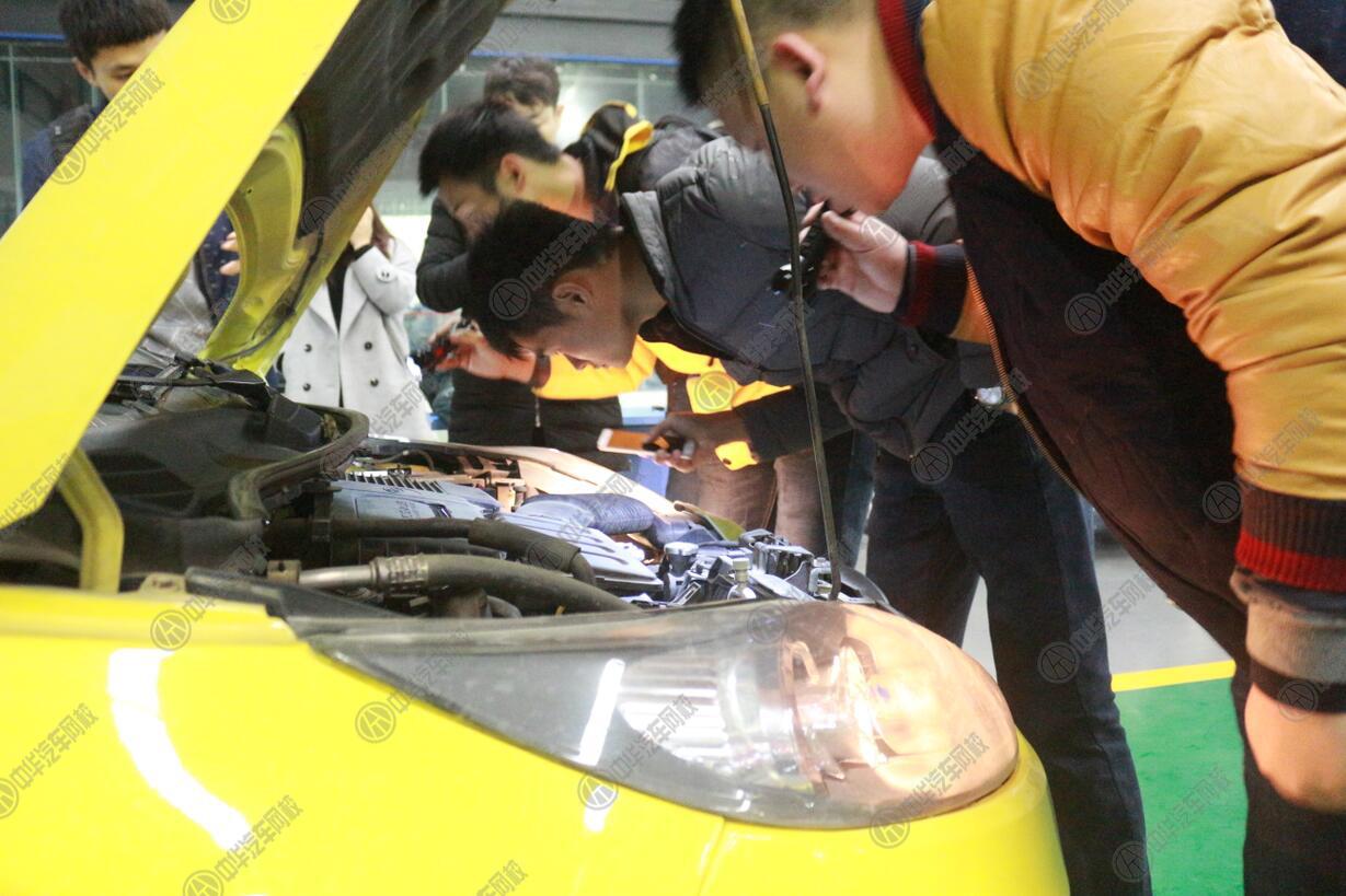 估算二手车为什么要修正数据呢_二手车估计估价_二手车估算