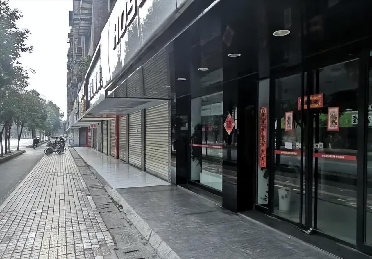 房价降价_房市降价潮_