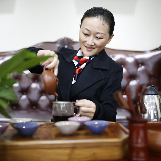 职场礼仪培训课程_职场礼仪课程主要内容_华企商学院职场基本礼仪