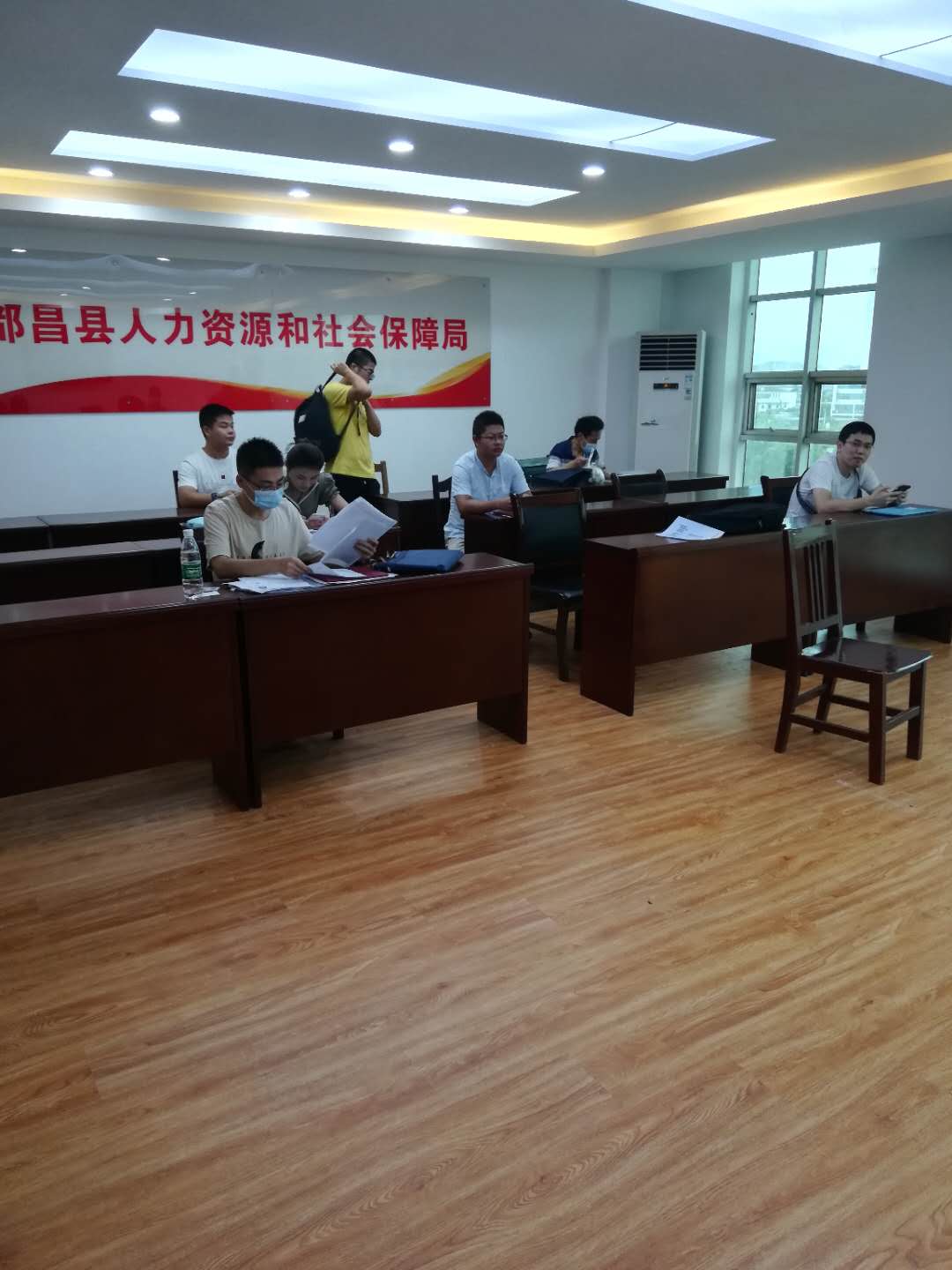 招聘信息_招聘信息最新招聘2024_招聘信息发布文案