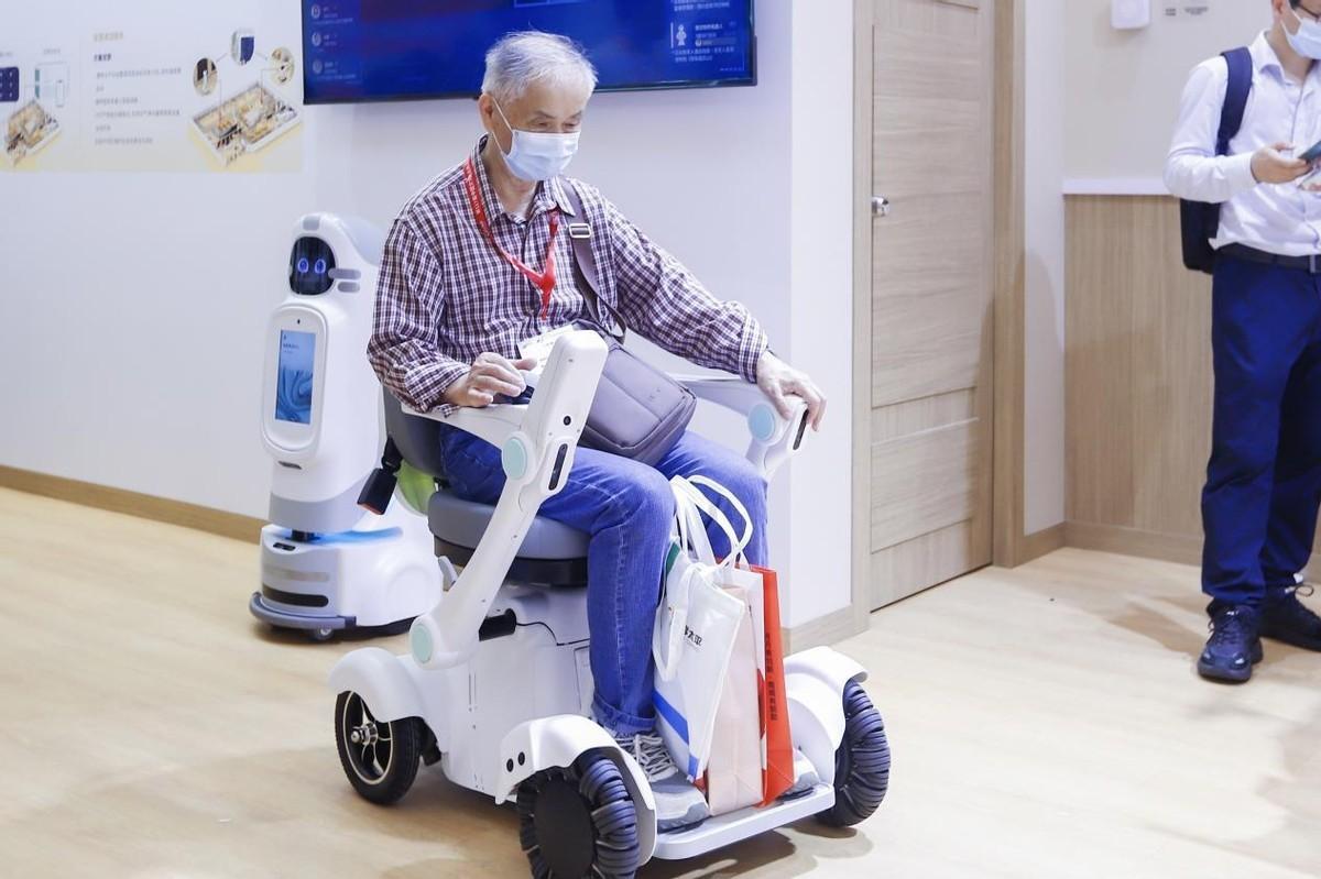 家政服务型机器人_家政机器服务人群分析_家政服务机器人