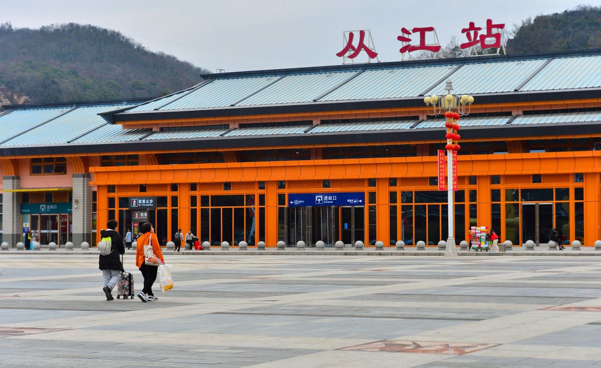 钢结构雨棚大样_钢结构雨棚效果图_钢结构雨棚制作视频