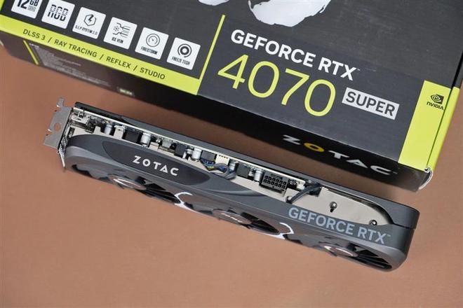 索泰RTX 4070 SUPER 12GB毒液显卡评测：纯粉丝信仰 与强者共舞！_索泰RTX 4070 SUPER 12GB毒液显卡评测：纯粉丝信仰 与强者共舞！_