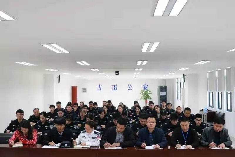 培训职场通知礼仪怎么写_通知员工培训的通知简洁_职场礼仪培训通知