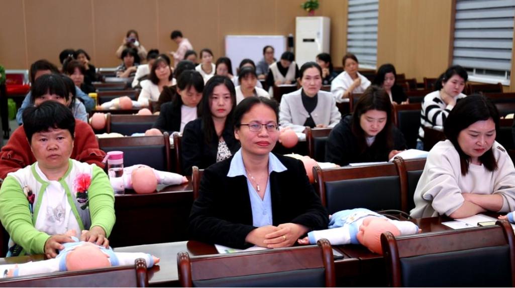 家政服务与管理简介_家政职业学院是学什么的_中职家政服务与管理专业介绍