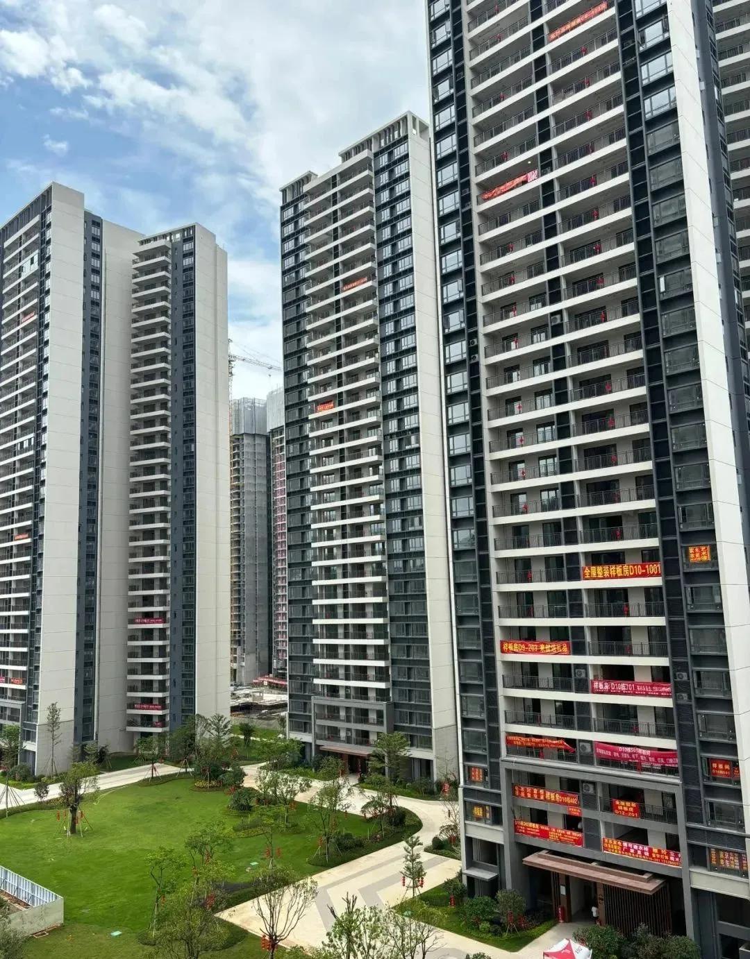 住户占用楼道给谁投诉_业主占用楼道_