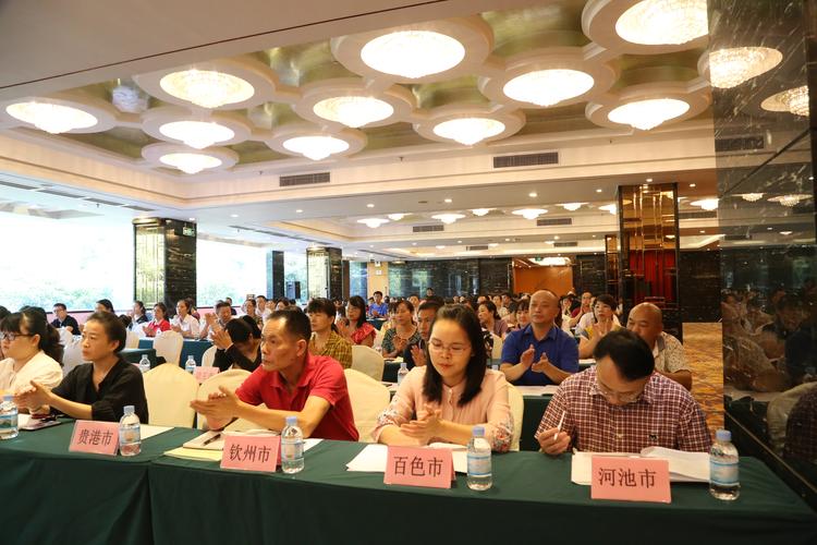 乌鲁木齐家政服务公司有哪些_乌鲁木齐家政服务_乌鲁木齐家政服务平台