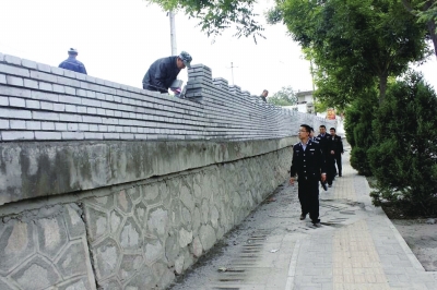 搭建一间彩钢房大概要多少钱_县城开家彩钢房建设_建彩钢房需要什么手续