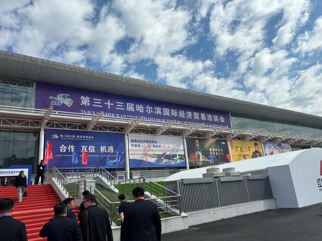 钢结构氟碳喷涂工艺流程_钢结构氟碳喷涂工艺_钢结构氟碳喷涂