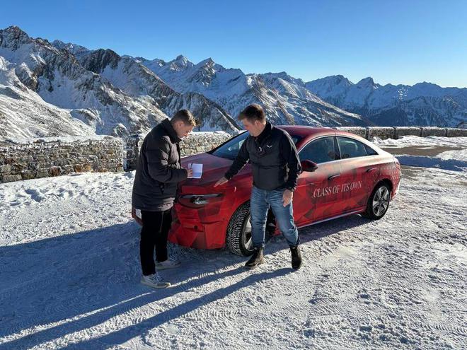 雪地奔驰征服西山_雪地奔驰试炼劫后余生_