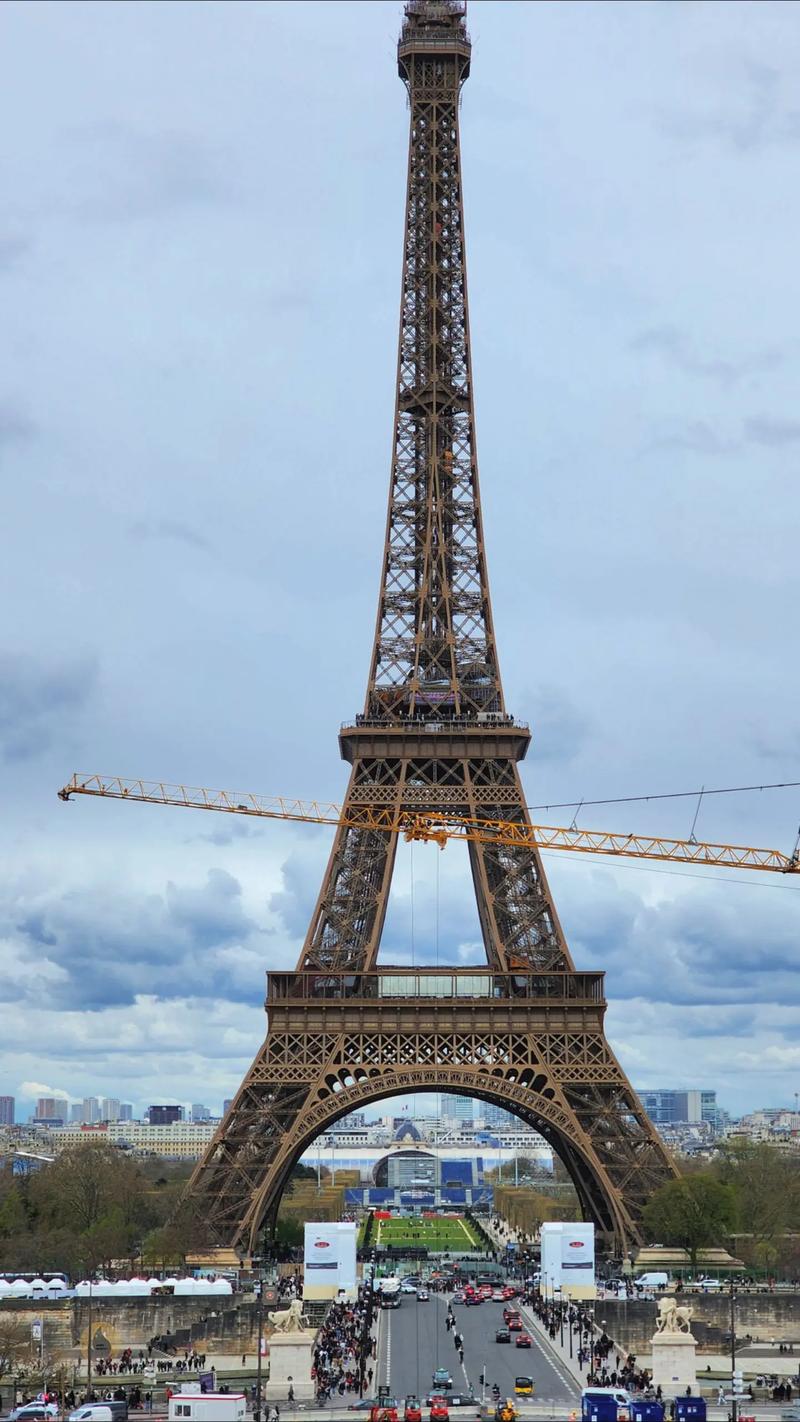 国外钢结构设计_国外钢结构设计发展现状_国外钢结构建筑