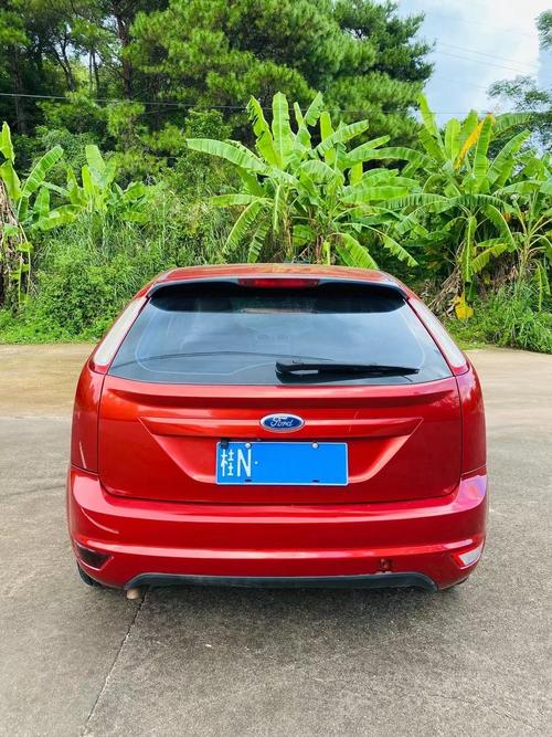 福克斯二手两厢车多少钱_福克斯两厢二手车_福克斯二手两厢车价格