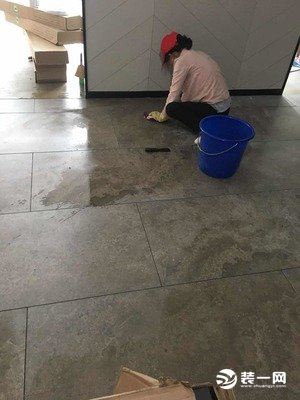 卫生间装修材料铝塑板_卫生间铝塑板安装教学视频_卫生装修板间材料铝塑板好吗