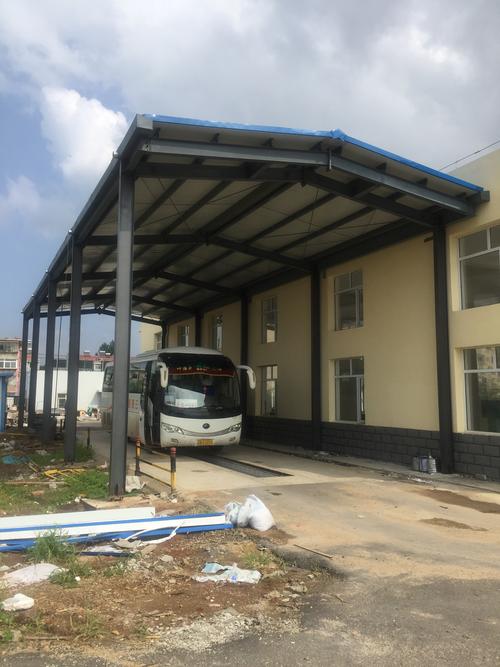 佛山钢结构雨棚制作_钢结构雨棚价格_广州钢结构雨棚