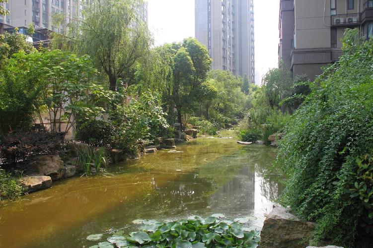 塔钢阁楼建结构施工方案_阁楼式塔建筑材料_钢结构阁楼塔建
