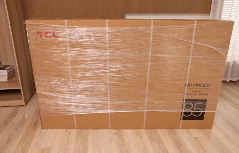 TCL C11K灵悉QD-Mini LED电视：告别复杂操作与虚影，享受极致视听体验