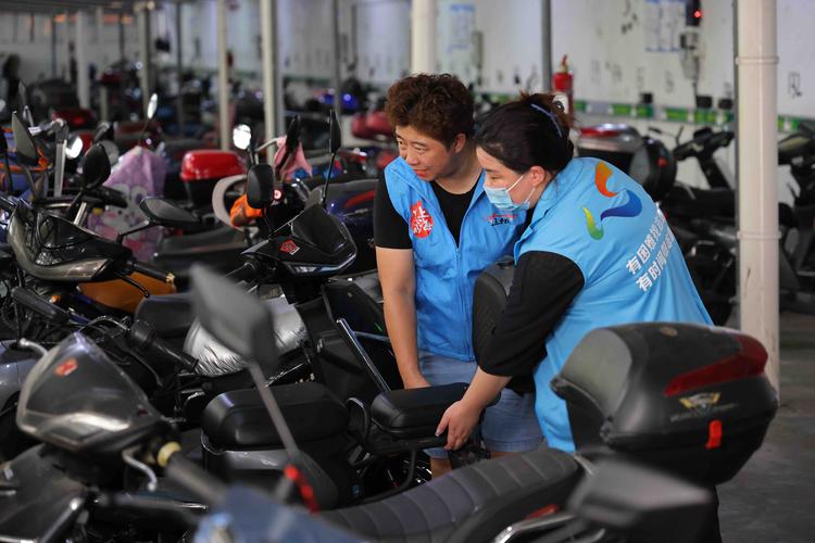 芜湖市镜湖_芜湖镜湖服务中心电话_芜湖镜湖区电话号码是多少