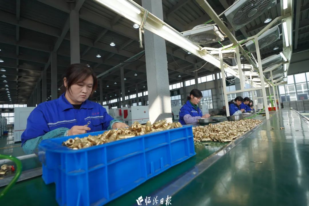 铜熔炼炉渣_废铜熔炼炉_大型废铜熔化炉生产厂家