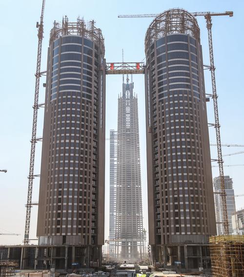 钢结构连廊安装视频_钢结构连廊多少钱一平方_钢结构连廊