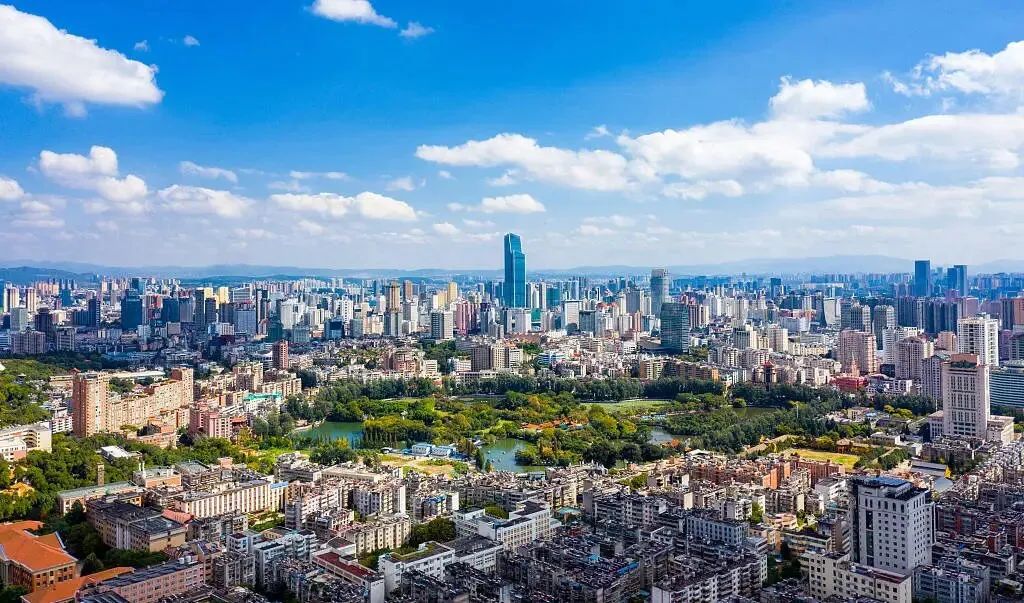 人口减少与房价走势：2024年人口负增长对房地产市场的影响分析