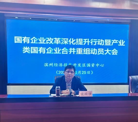 高层钢结构办公楼特点_山东钢结构办公楼_办公楼钢结构房效果图