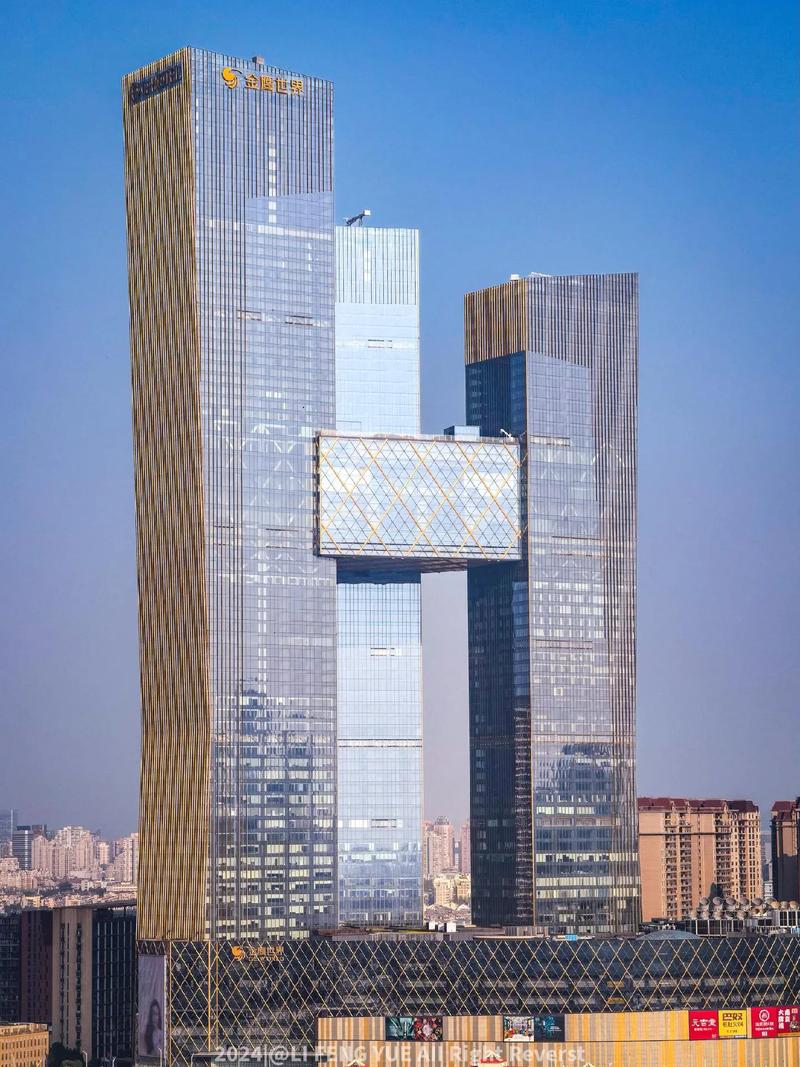 超高层钢结构_钢结构超高层楼板是钢吗_钢结构超高层住宅