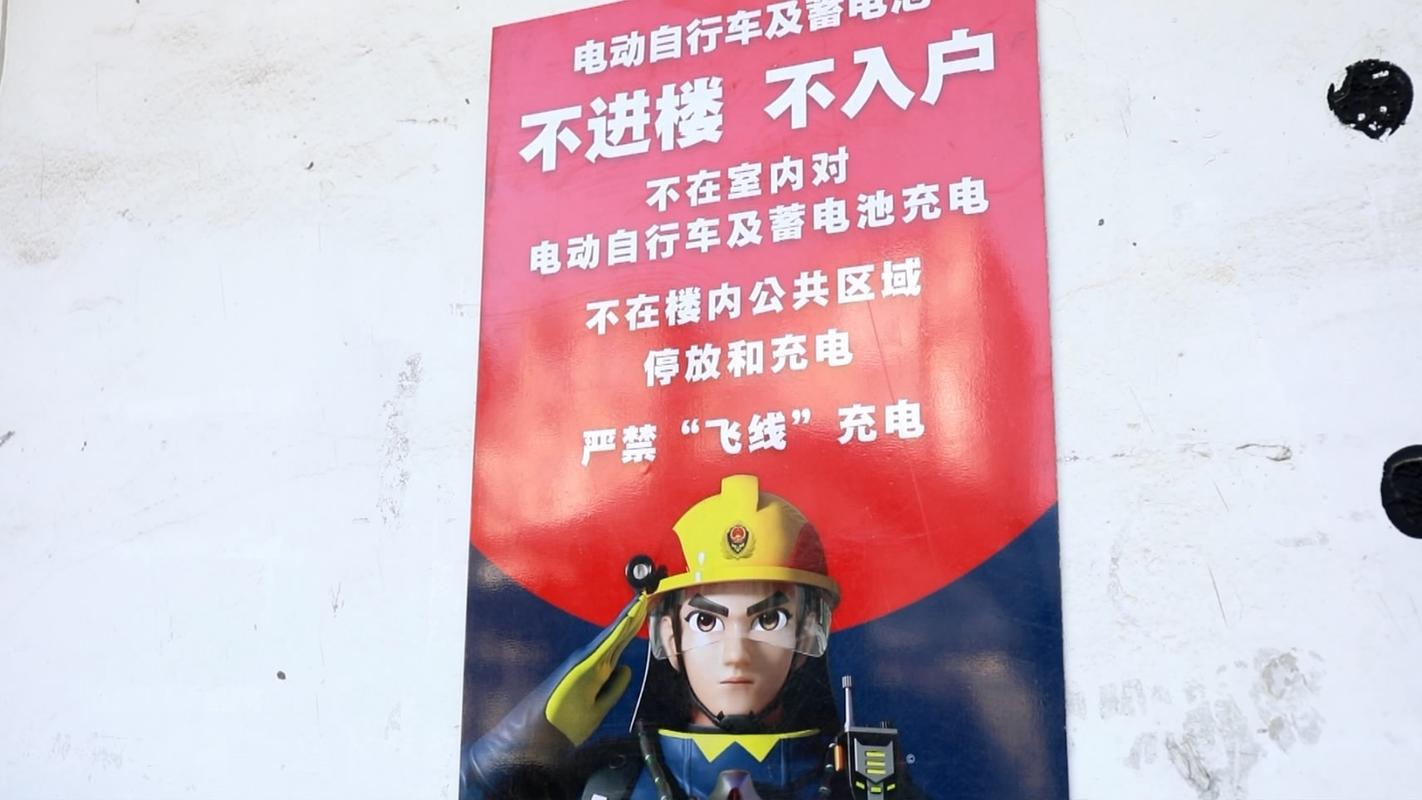 钢构车棚制作施工方案_钢结构车棚施工工艺_钢结构自行车棚