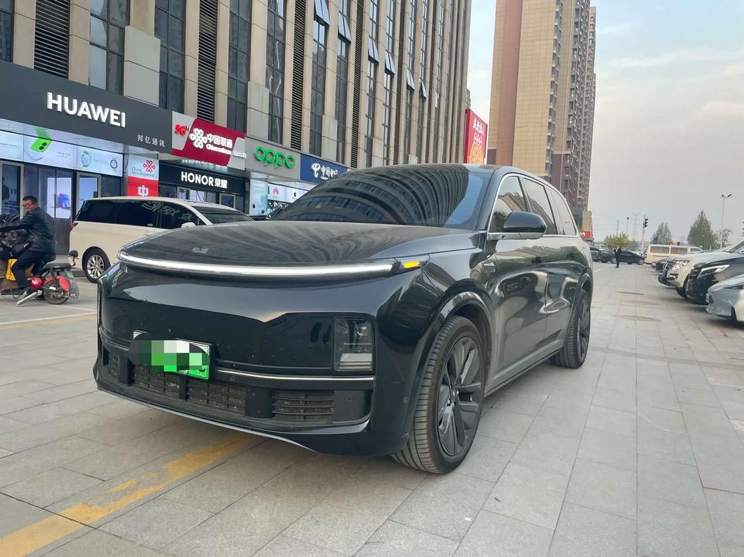 华晨钢结构_华晨钢化厂有限公司_华辰钢结构