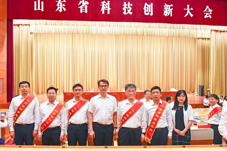 济宁最大的钢结构公司_济宁钢结构生产厂家_济宁市泰山钢结构
