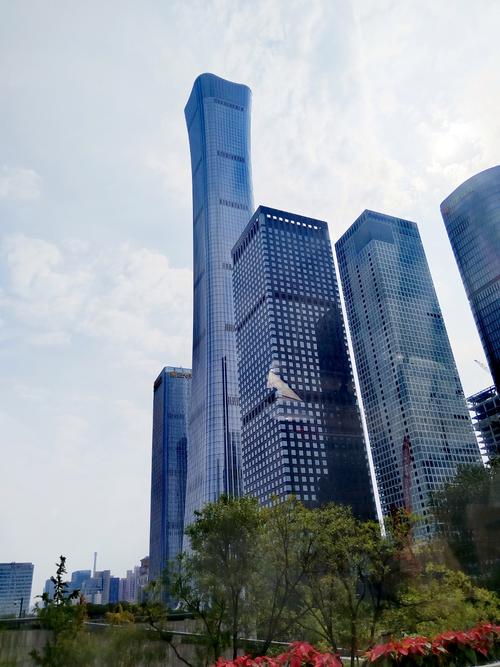 远大集团建楼视频_远大钢结构_远大集团15天建成30层钢结构酒店