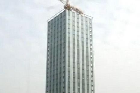 远大集团15天建成30层钢结构酒店_远大集团建楼视频_远大钢结构
