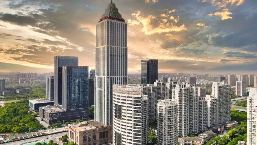 中南建设拟3.33亿元转让金石世苑全部股权 关联交易引关注