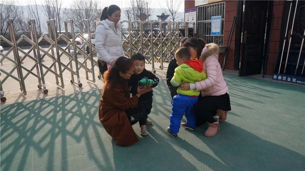 进行防拐防骗讲座简讯_防拐防骗简报_防拐骗演练活动报道