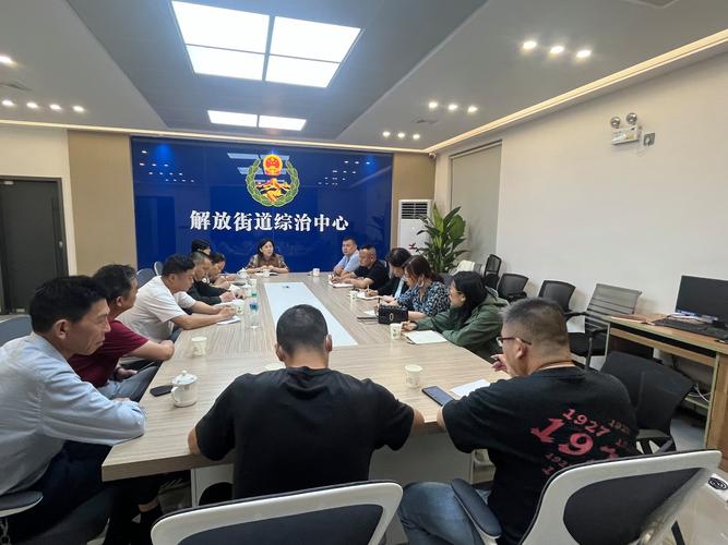省委常委和副省长区别_省委常务副书记与省长_