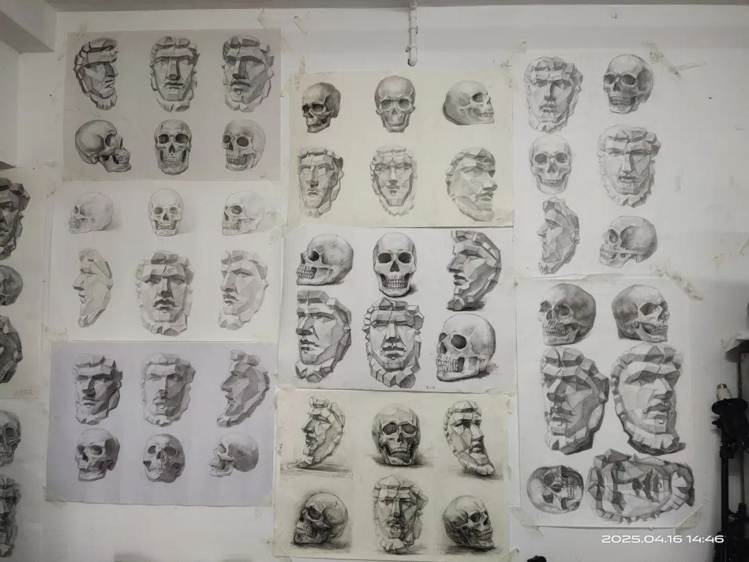 素描表现形式有哪三种_表现素描sketch_素描表现手法分为哪两种
