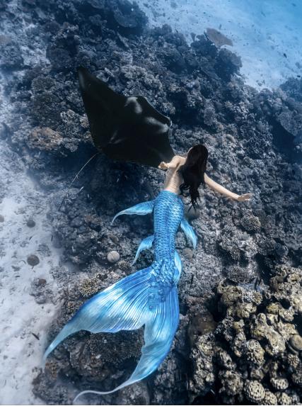 _美人鱼溺水身亡_美人鱼和溺水帅哥