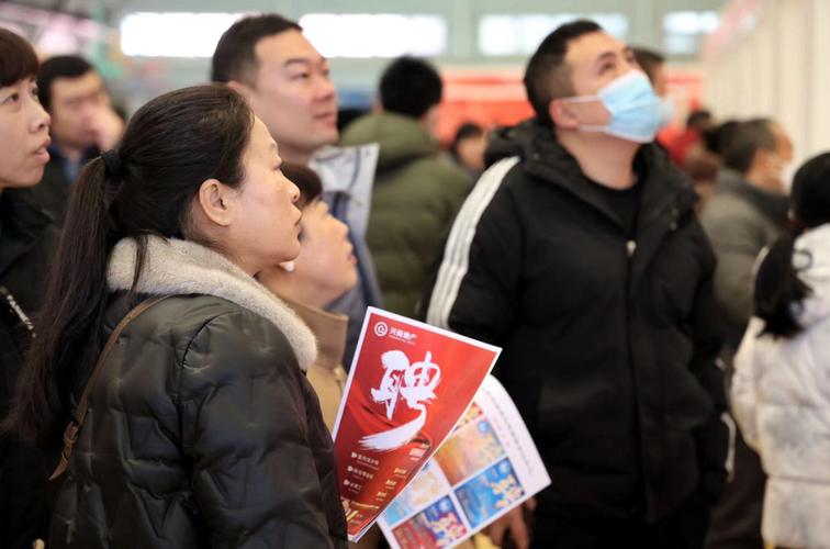 招聘_民营企业服务月 招聘会 龙潭公园就业服务圈