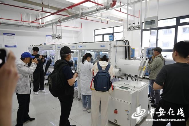 光影的魅力下载__光影团团的意思