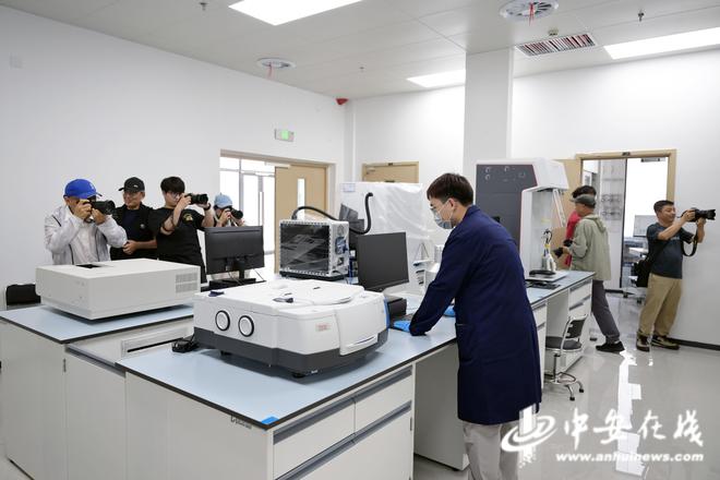 _光影团团的意思_光影的魅力下载